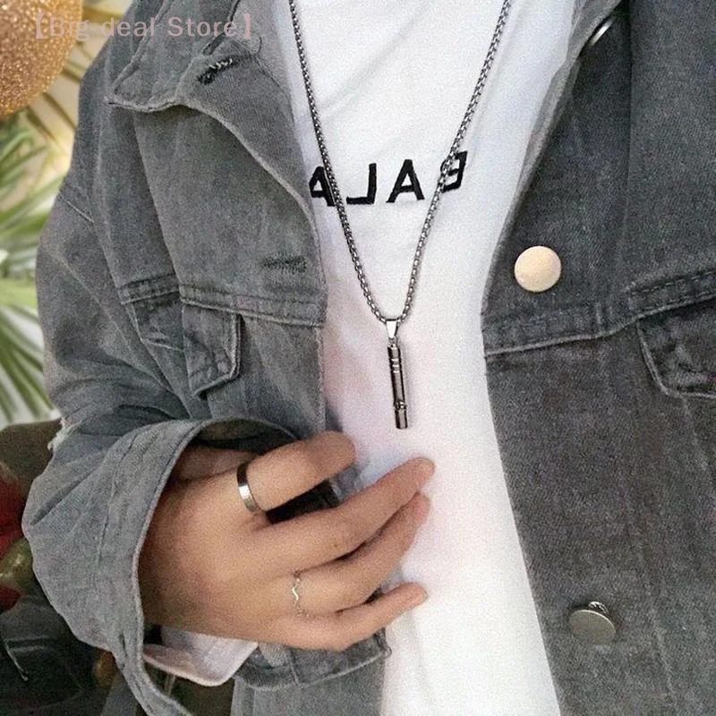 

【M】1Pc Whistle Necklace Alloy Loud Durable Outdoor Sounded Survive Tool Hiking Camping And Adventure Sports Survival Gear