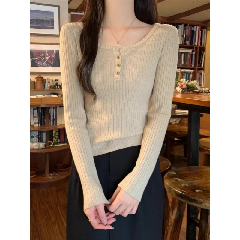 

Women's Knitwear Inner Wear Full Sleeve round Neck Casual Top Slimming Effect Square Collar Button up Base Shirt