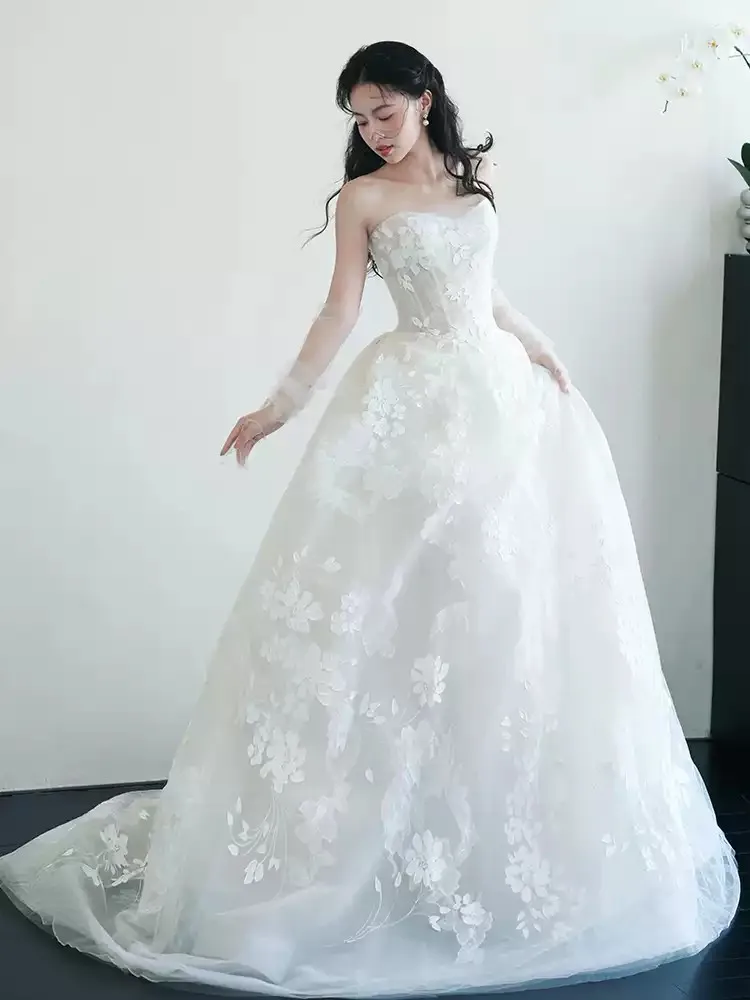 Superbes robes de mariée en dentelle robes de mariée chérie fermeture éclair/à lacets dos balayage Train accepter sur mesure L & P DQL Studio