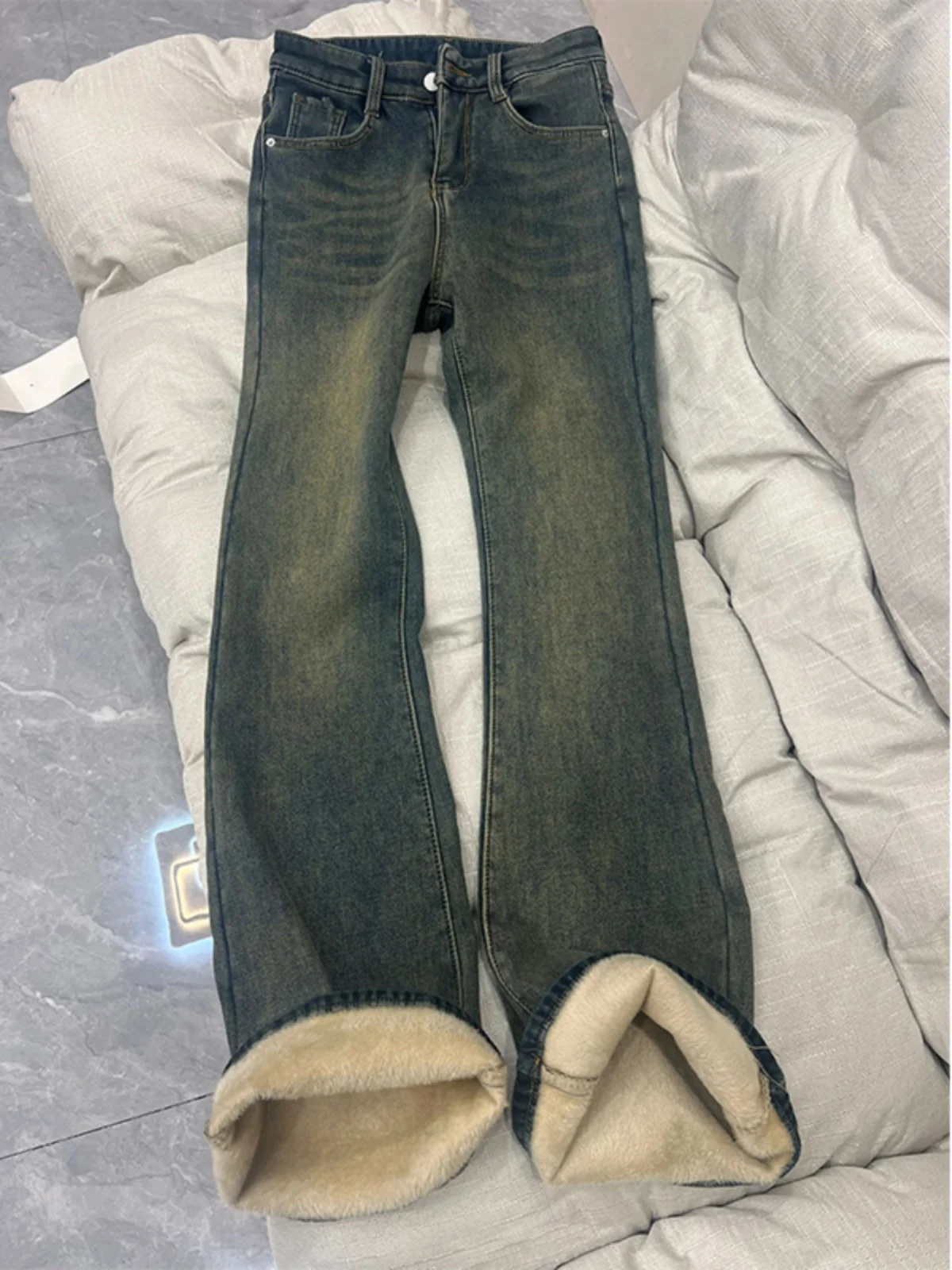 

Женские джинсы-клеш больших размеров с флисовой подкладкой и высокой талией, весенняя новинка, скрывающие недостатки фигуры, универсальные брюки