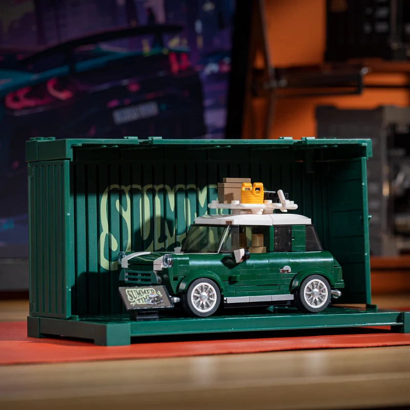 

Build a green wagon model with 574 building blocks, including a display box, Halloween gift, and perfect collectibles