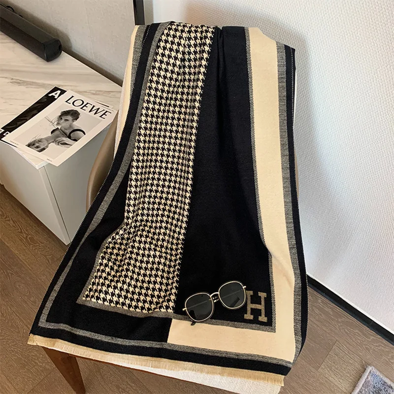 Luxury Black White Houndstooth Geometric Scarf Women Winter Warm Soft Knitted Fringe Tassel Shawl Retro Greek Key Pattern Neckerchief Wrap Oversized Plaid Scarves Fashion Cold Weather Accessories