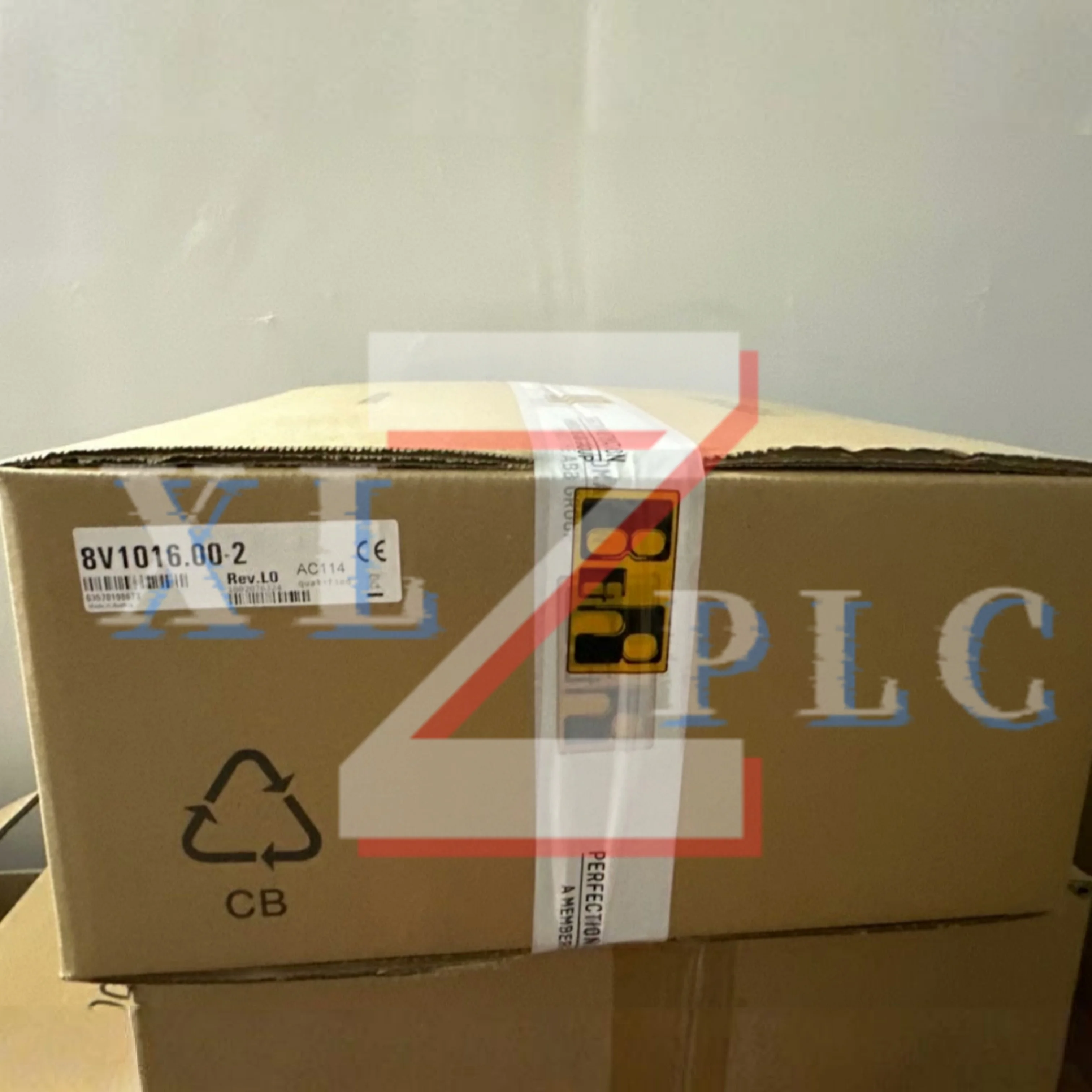 서보 드라이브 새 제품 박스 있음 8V1016.00-2