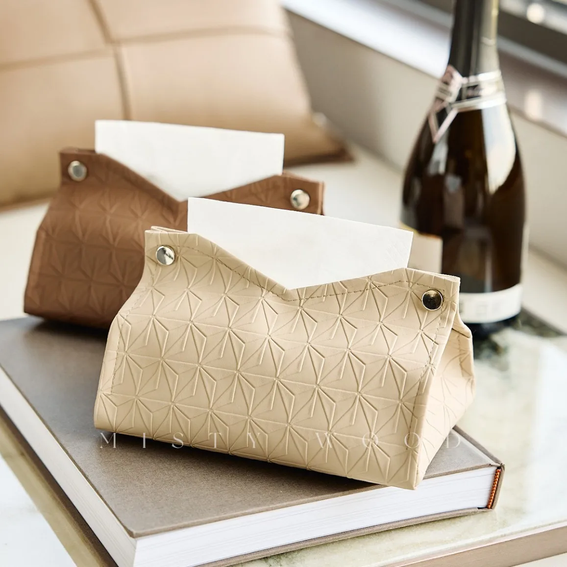 

1PCS Tissue Box New Leather Living Room Coffee Table Tissue Cover Travel Reusable Storage Bag Paper Box