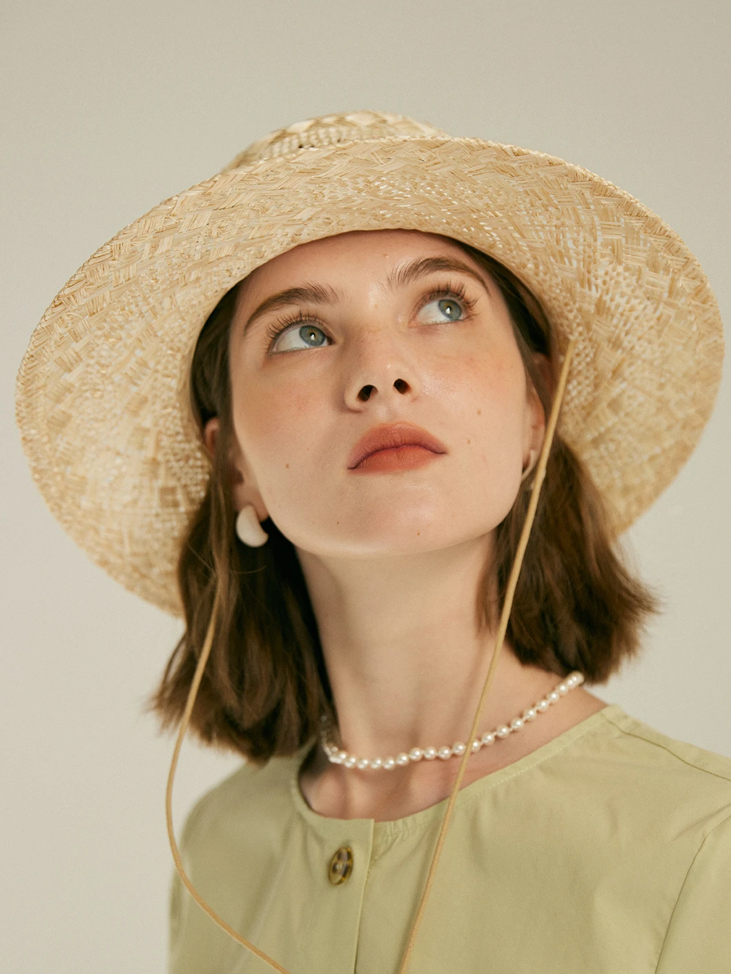 USPOP Women Spring and Summer New Fashion Sun Protection Sun Hat with Tie Straw Hat Hand-woven Hollow Sisal Flat Top Straw Hat