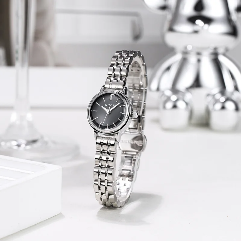 

Simple And Stylish Women'S Watch With A Stainless Steel Band, Small And Exquisite Round Dial, Korean-Style Student Quartz Watch.