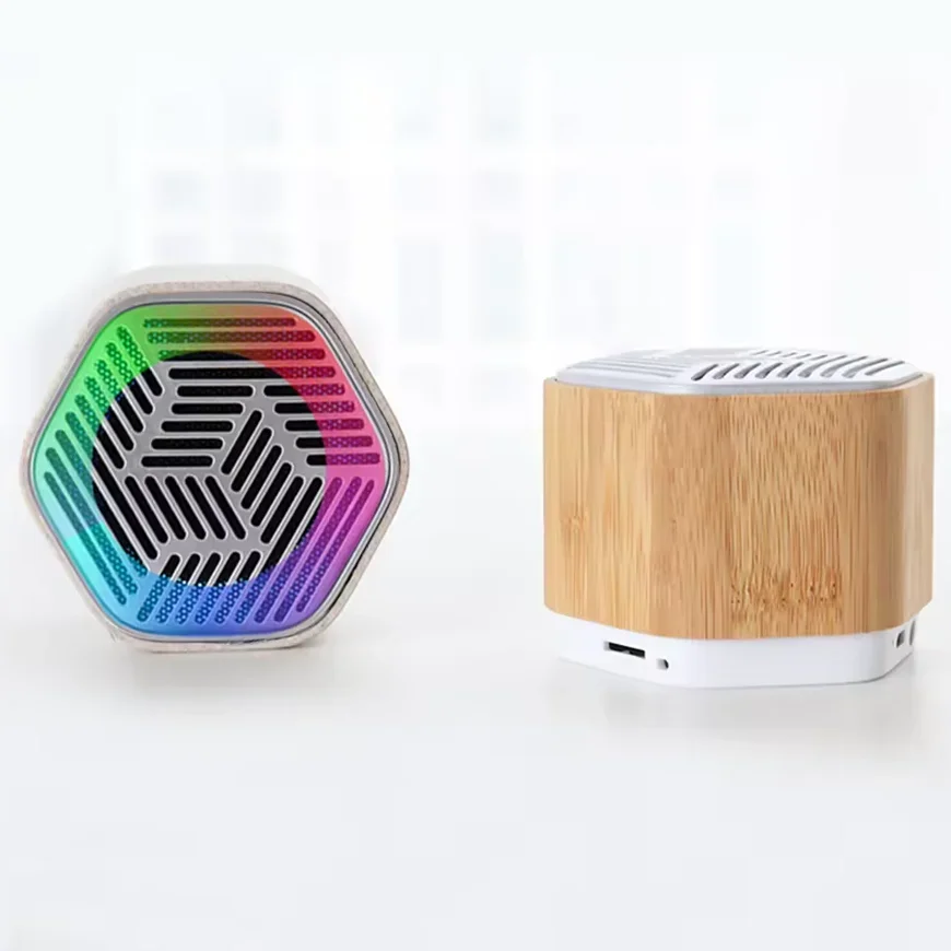 

RGB Colorful Outdoor Party Portable Speaker Bamboo LED Wireless Speaker for Gifts