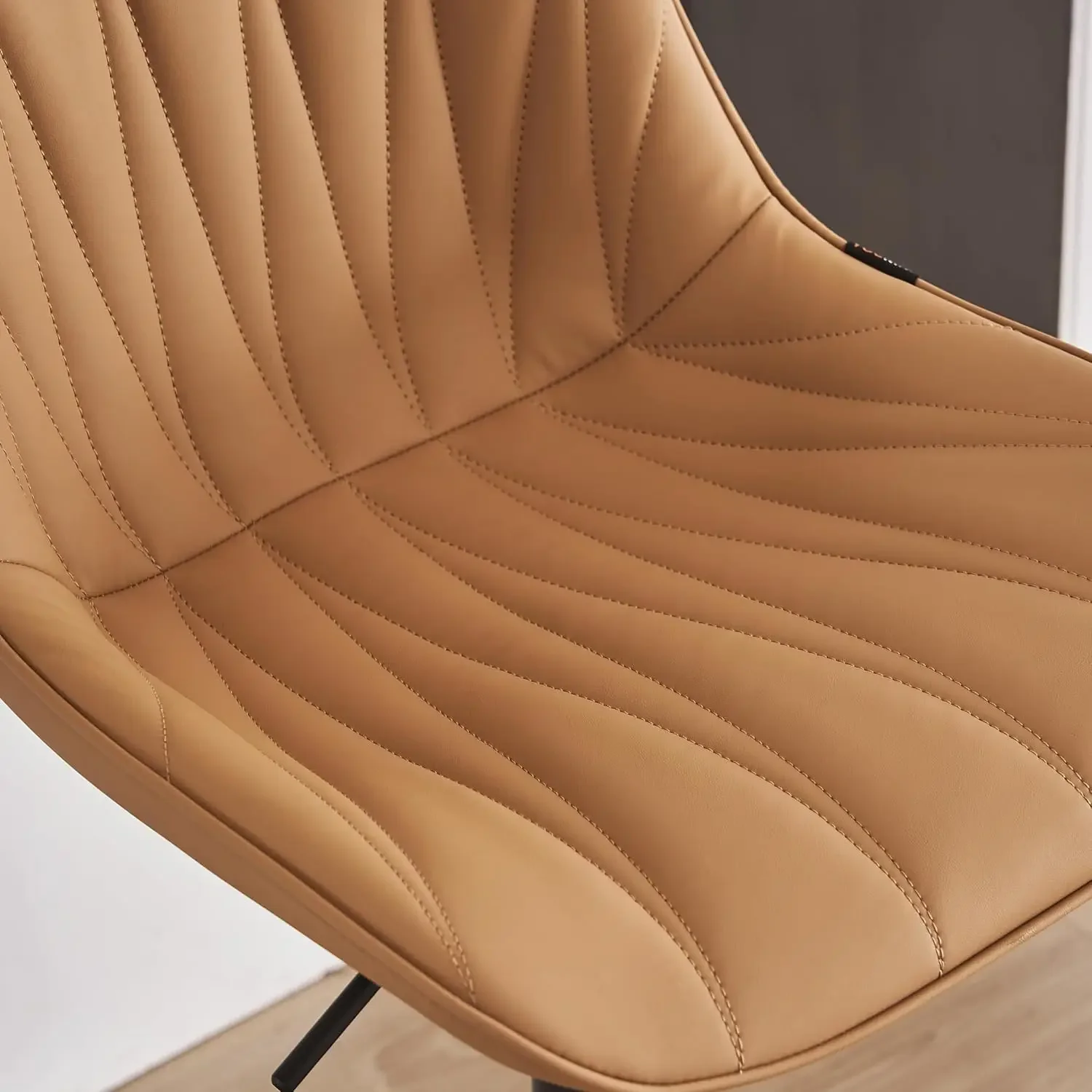 Juego de 2 taburetes de bar de azafrán, taburetes de bar giratorios color canela para isla de cocina, sillas de bar acolchadas de cuero ajustables