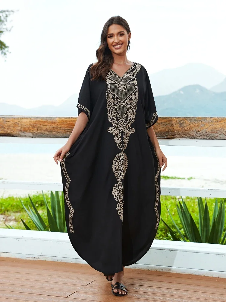 EDOLYNSA Black Women's V-neck embroidered vacation robe Kaftan Classy breathable cozy beach dress caftan lounge wear Wrap Q1607