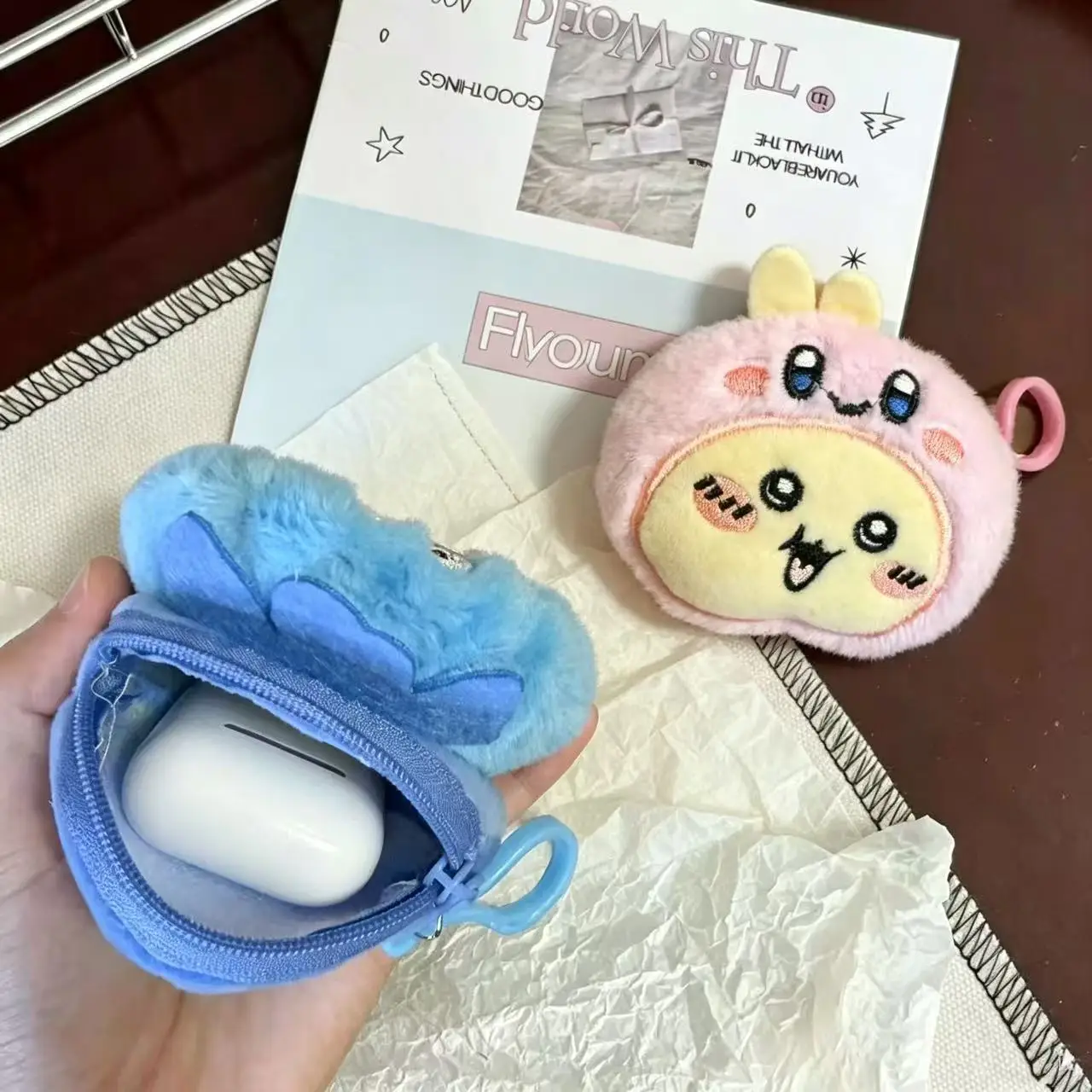 Chiikawa Usagi Hachi Plush Coin Purse Cute Earphone Storage Bag Student Keychain Hanging Pendant Gift For Anime Fans view 3