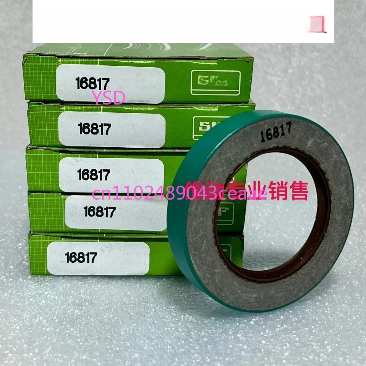 

CR 16817 CRWA1V Сальник из фторкаучука 42,88X66,62X12,7 Внешнее костное шведское уплотнение