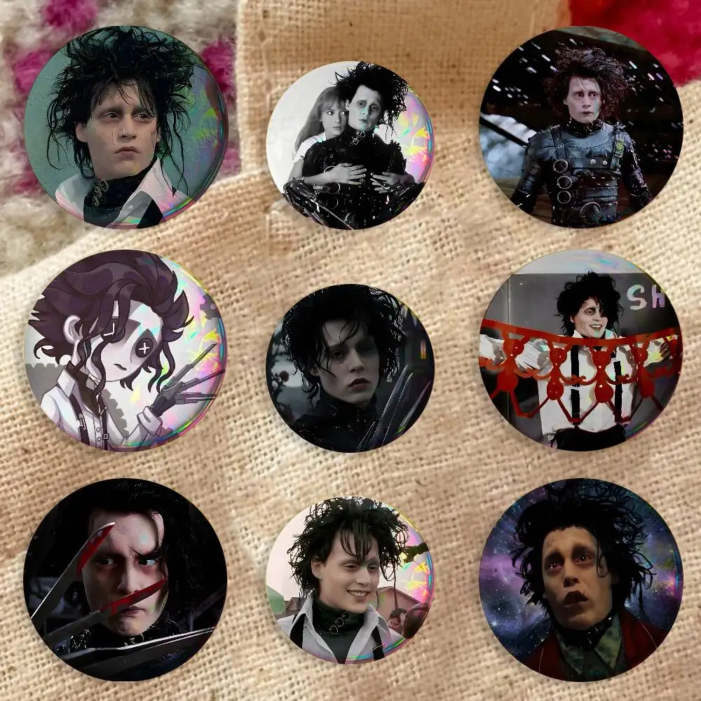 E-Edward S-Scissorhands Round Pins Cartoon Brooches Stylish Ornament Badge for Backpack Accessorys Gifts