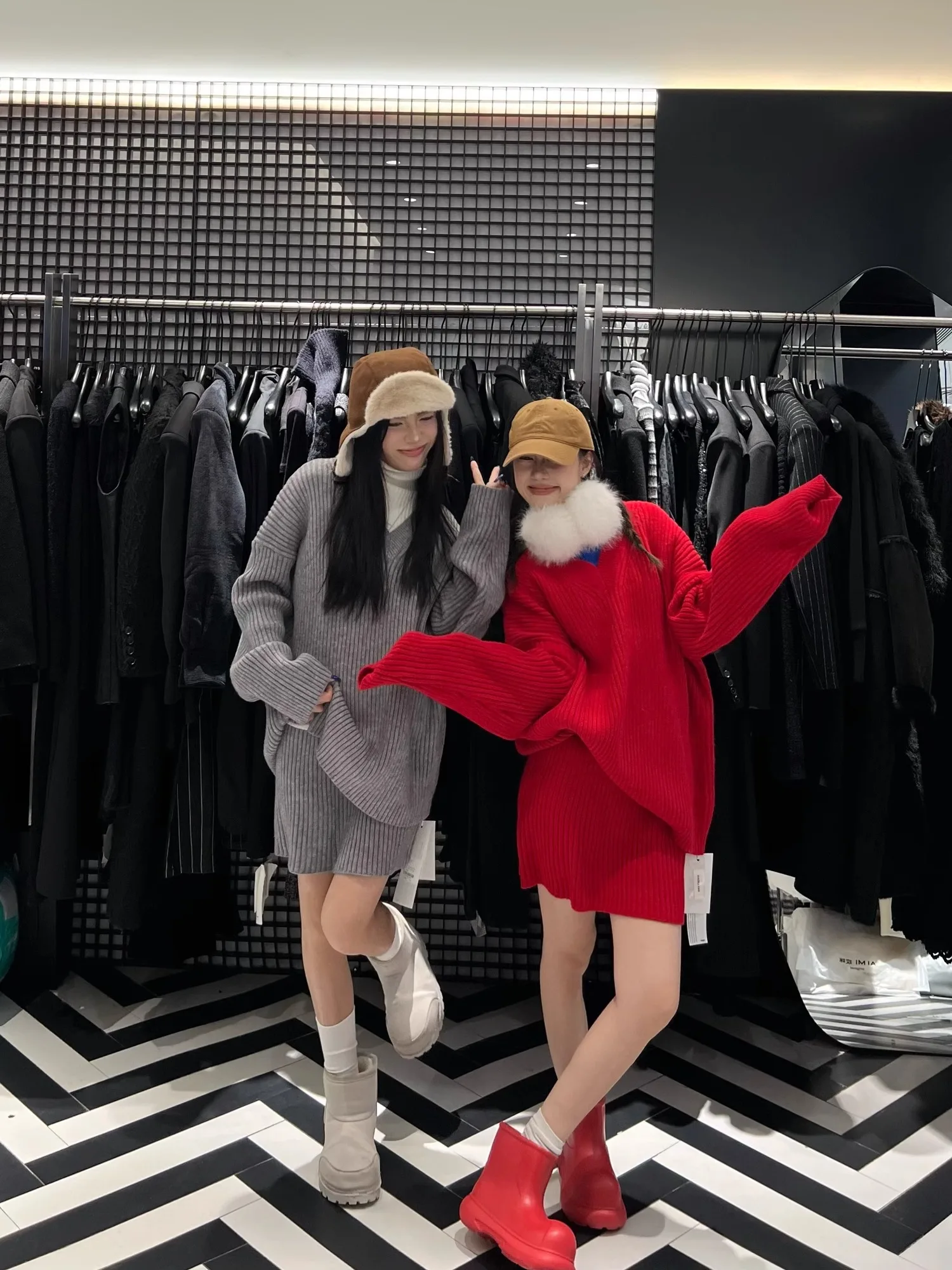 

Cisas Red Loose Sweater And Skirt Set by Gi Lazy Sle Two-Piece Women's Knittedwear V-Ne Long Sve Warmth-Fi...