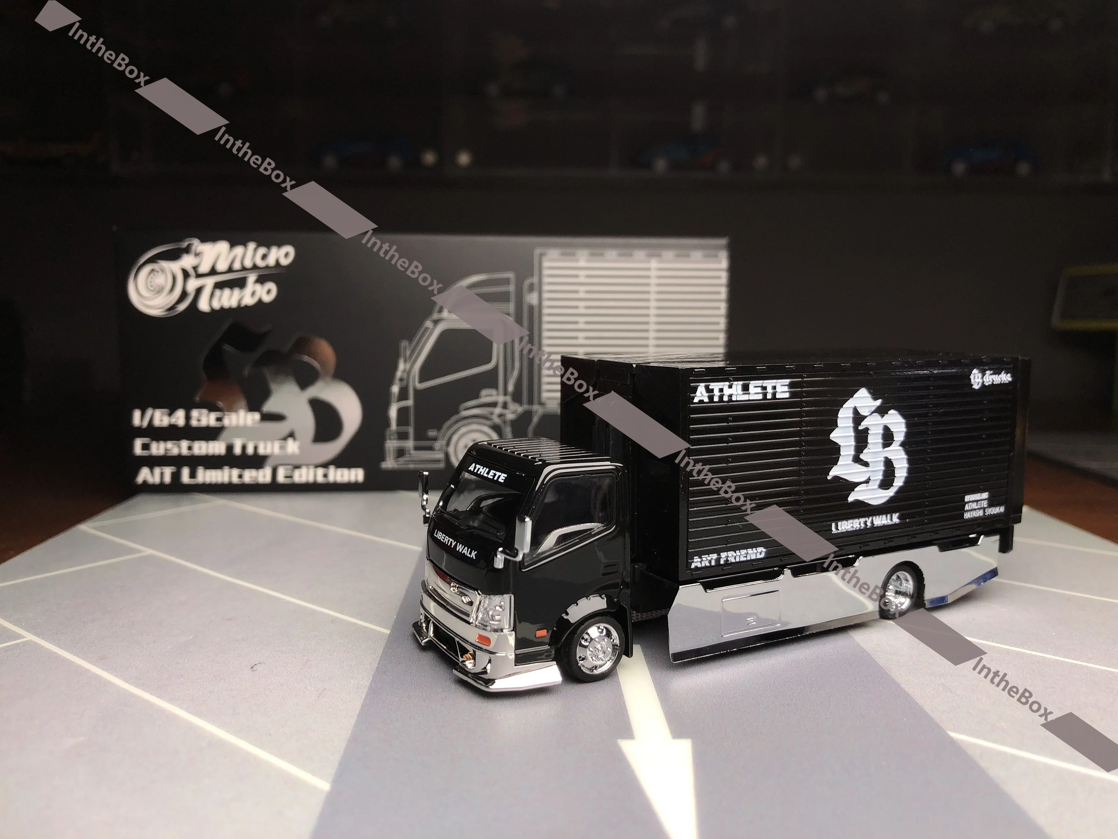 MT 1:64 AIT Black LB H300 Box Truck Custom Sports  Diecast Truck Collection Limited Edition Hobby Toys