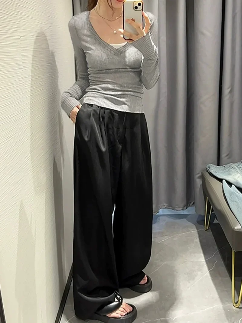 2026 Frühling Sommer Gestricktes Langarm-Damen-T-Shirt Hot Girl Sexy V-Ausschnitt Dehnbares Figur-Betonendes Slim-Fit-Oberteil Basic Inner Top – Detail 5