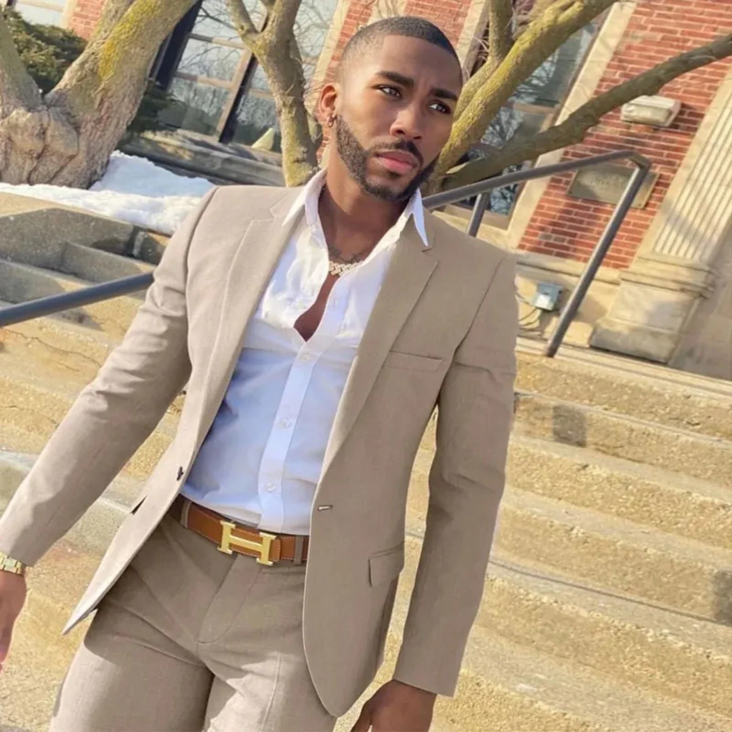 

2 Pieces Beige Slim Fit Suit for Men Wedding Groom Tuxedo Groomsmen Fashionable Smoking Costume with Blazer And Pants