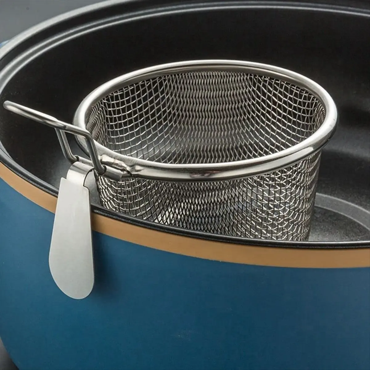 MALL 2Pcs Stainless Steel Colander Strainer Basket Food Kitchen Colander Baskets Hot Pot Frying Strainers Serving Noodle, L