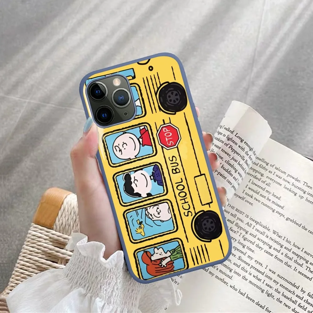 Cartoon-S-Snoopys-Dog Phone Case For IPhone 14 11 12 13 Mini Pro Xs Max 8 7 6 6S Plus X XR Solid Candy Color Case