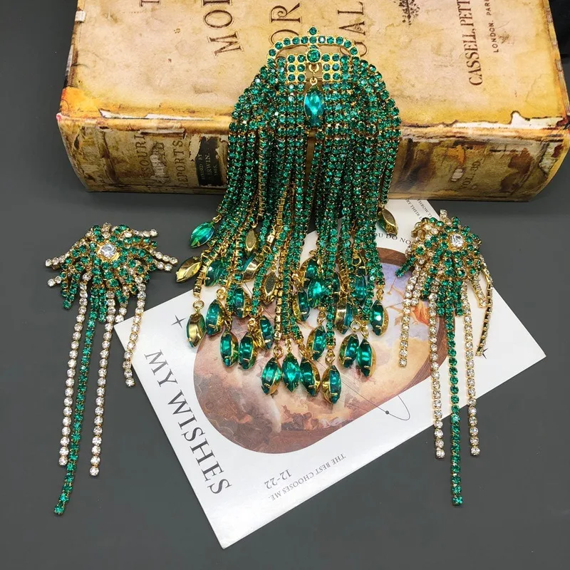 

Vintage Style Heavy Industry Fringe Set Emerald Diamond Exquisite Fashion Brooch Ear Clip Jewelry Set