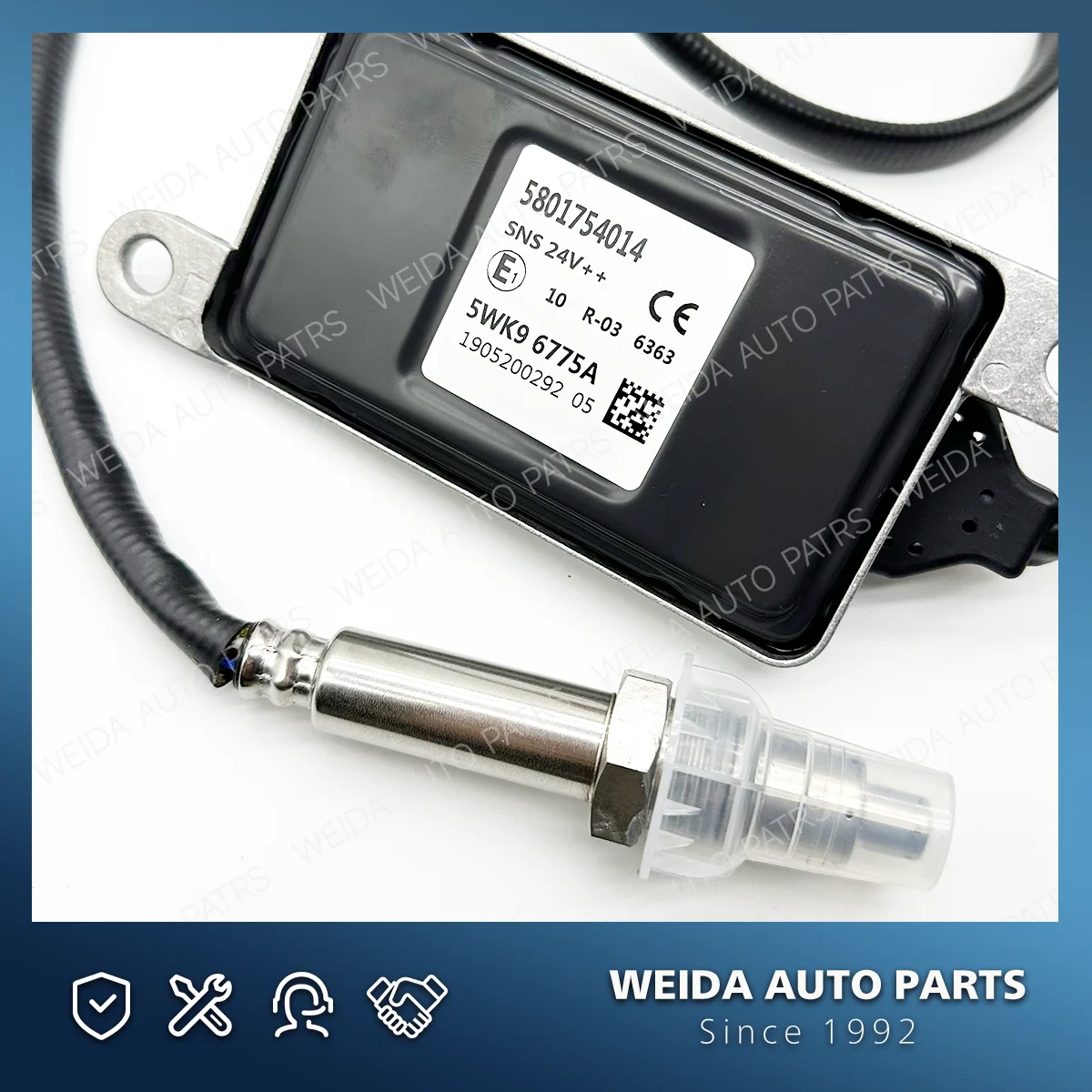 5801754014 5WK96775A 5WK9 6775A 24V Nitrogen Oxygen Sensor 24V For IVECO Trucks Buses Diesel Exhaust Gas Detection Nox Sensor