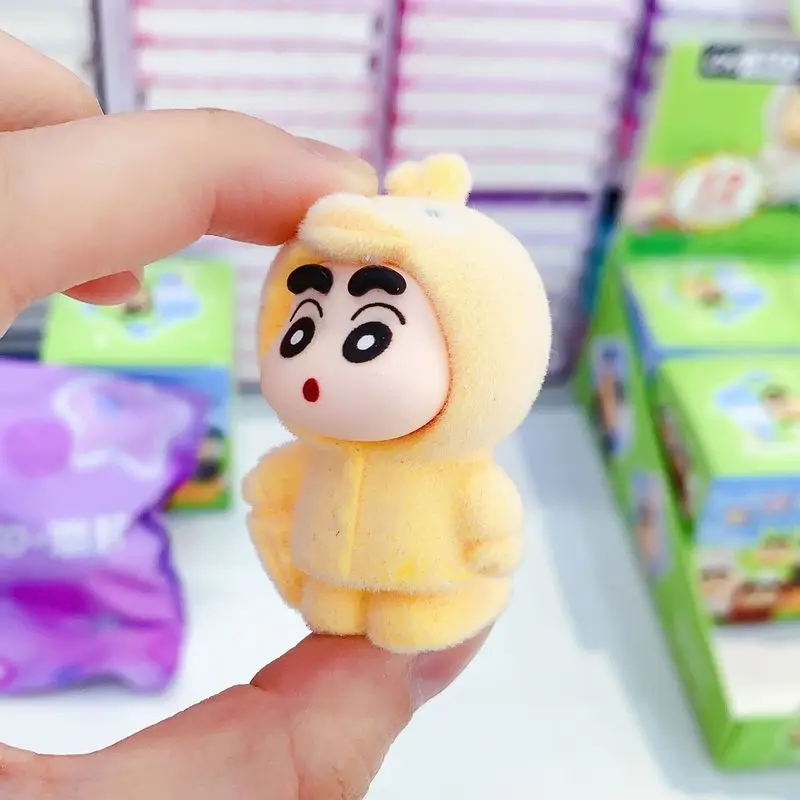 

Набор из 12 мини-фигурок Crayon Shin-Chan в слепой коробке: милые мультяшные животные, коллекционные фигурки, игрушки, декор для рабочего стола, подарок