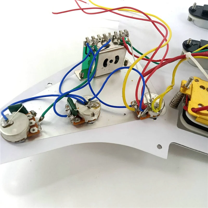 

HOES-2X Electric Guitar Pickguard Pickups Loaded Prewired Scratchplate Assembly 11 Hole SSH White