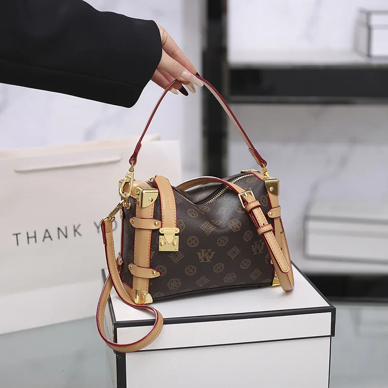 

2025 New Vintage Floral Box Bag for Women Soft Leather Shoulder Bag with Top Handle, Minimalist Crossbody Purse for Daily Use