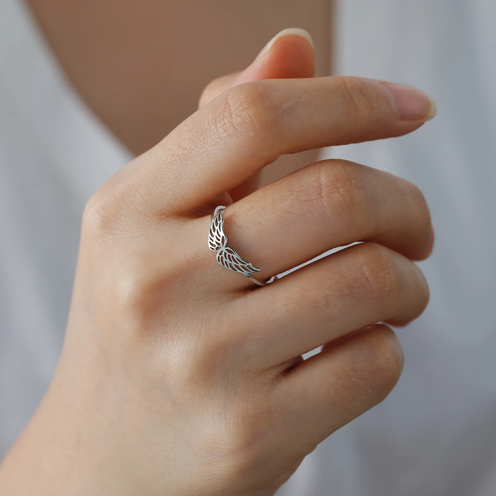 Flying‑Angel‑Wings‑Shape Stainless‑Steel Ring for Women, Kpop‑Trendy Finger‑Ring, Wedding‑Band Fashion Jewelry, Ideal Birthday Gift, Wholesale Available