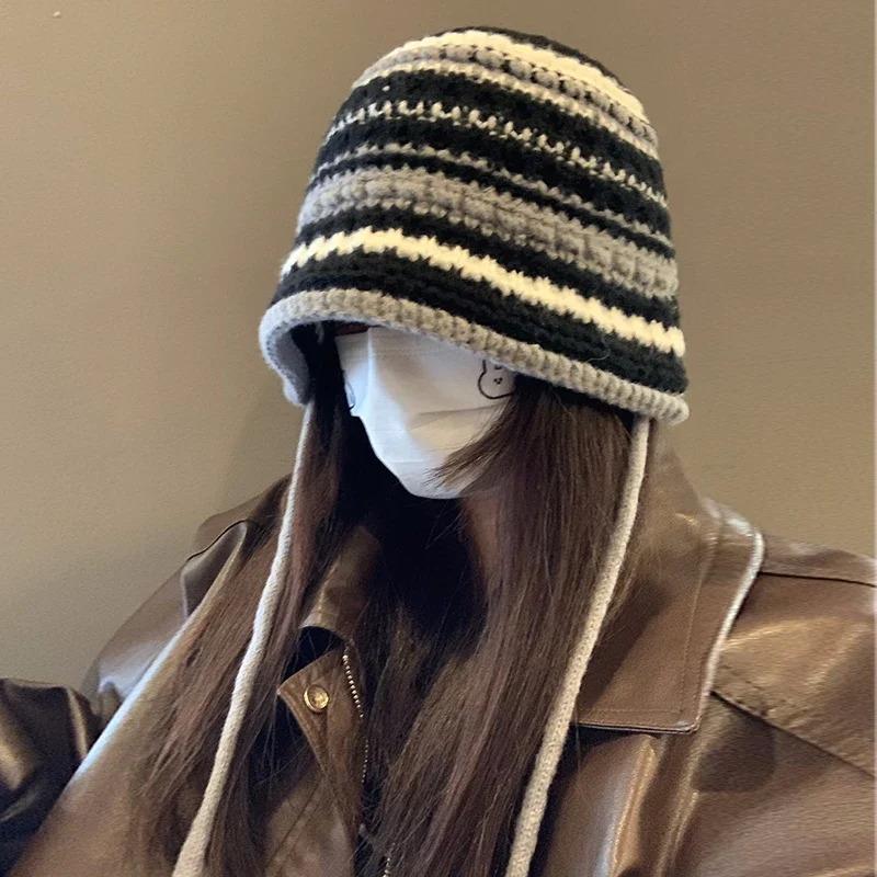 Maillard Style Retro Knitted Bucket Hats Autumn and Winter Show Face Small Handmade Contrasting Stripes Cute Straps Women's Caps