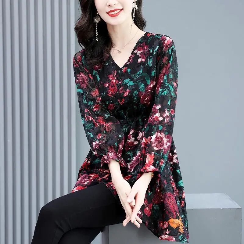 여성 하이엔드 플로럴 브이넥 상의, 웨이스트 슬림 자카드 티셔츠, 분위기 있는 컬렉션, 2024 용수철 가을 신상