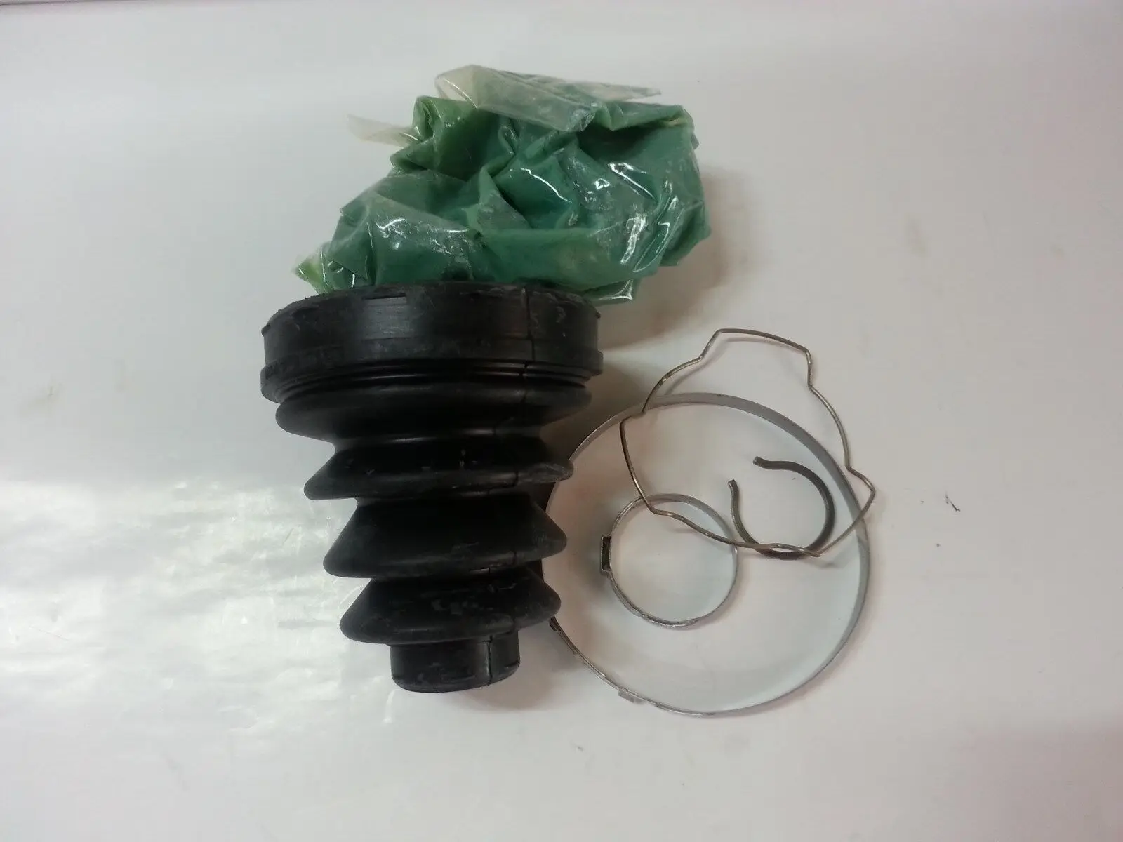 413ST09000 Brand New Genuine Auto Boot Inner Cv Joint Kit For Ssangyong Rexton Kyron Actyon +4WD TOD 2006~ view 3