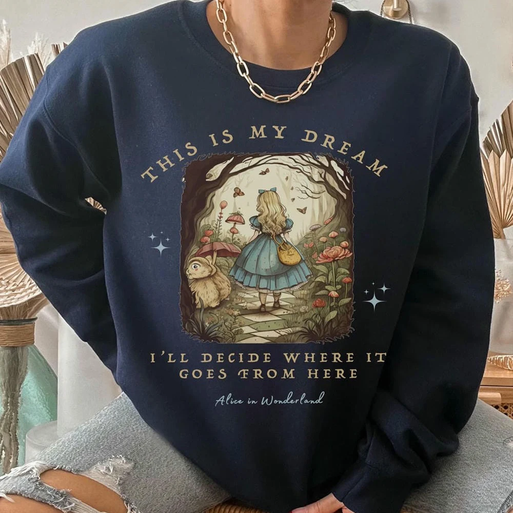 Vinage المرأة أليس في بلاد العجائب طباعة سترة Bookish البلوز الأدبية الراحة بلوزة من الصوف Crewneck Y2K الشارع الشهير