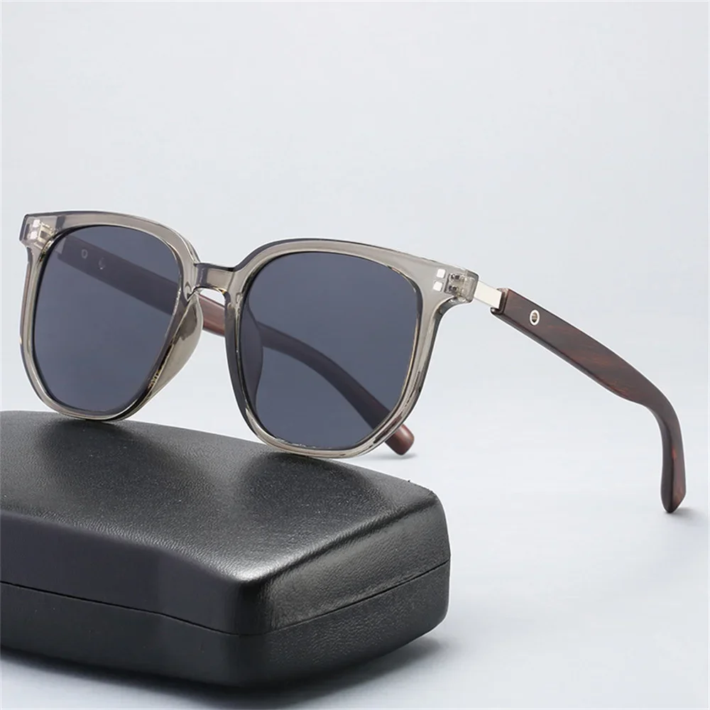 Men Vintage Wooden Frame Sunglasses Classic Brand Sun Glasses Coating Lens Men Polarized UV Protection Driving Eyewear