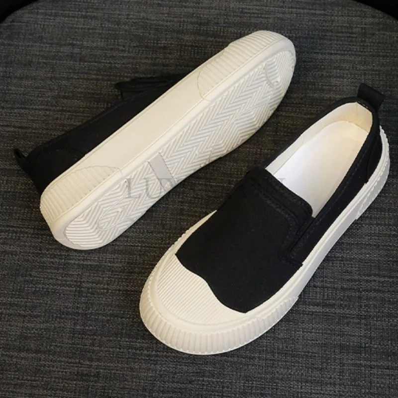 Flat Bottomed Round Toe Low Cut Canvas Shoes with Mesh Surface for Comfort Breathability and Versatile Casual Board Shoes