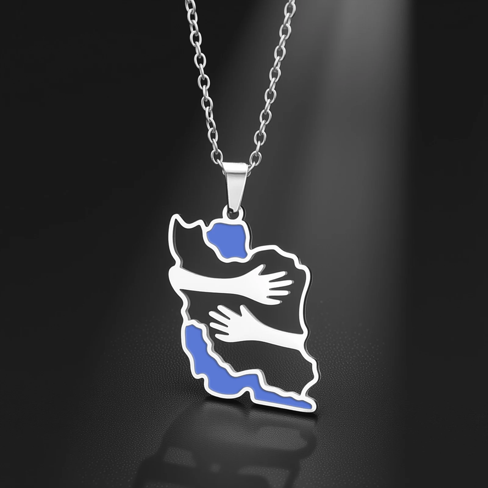 HIPEE خريطة إيران قلادة الفولاذ المقاوم للصدأ قلادة مجوهرات للنساء الأزياء والمجوهرات للأصدقاء