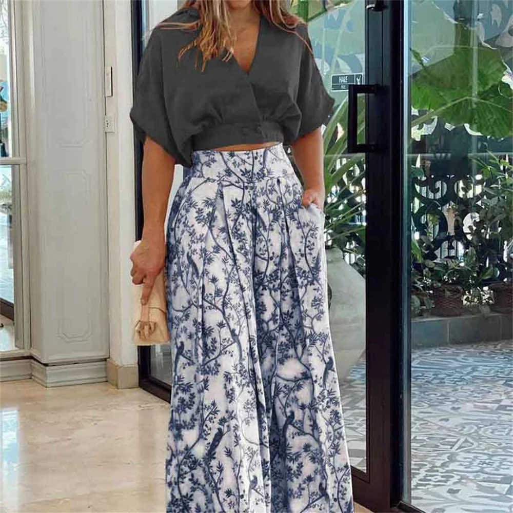 2024 summer women's fashion new flared pants suit shirt top V-neck fashion printed wide-leg pants two-piece set