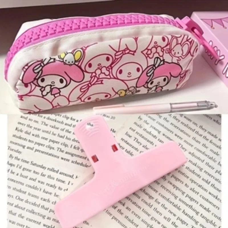 Sanrio Melody pencil case, cute cartoon design, large zipper, large capacity pencil stationery box storage bag view 2