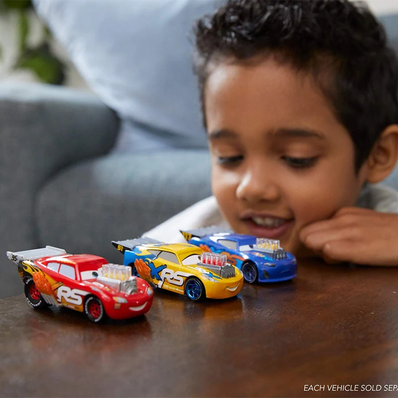 Disney Pixar Cars XRS Drag Racing Single Series Lightning Mcqueen Curz Ramirez escala 1: 55 vehículo fundido a presión juguete de Metal para niños