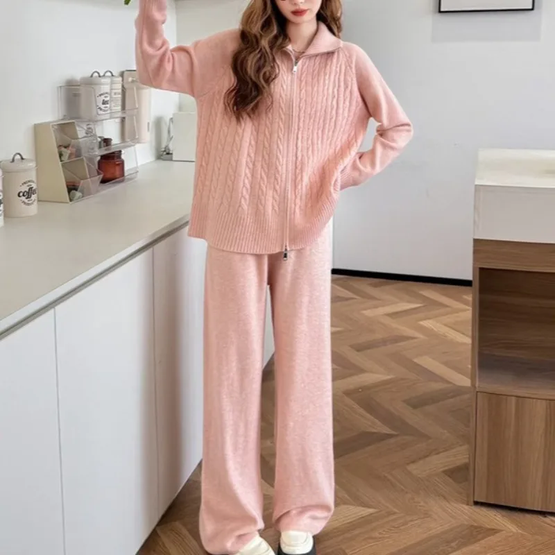 

Повседневный свободный воротник-стойка, однотонный вязаный свитер на молнии с длинными рукавами, кардиган + брюки с эластичной резинкой на талии, женский зимний костюм из двух предметов, новый