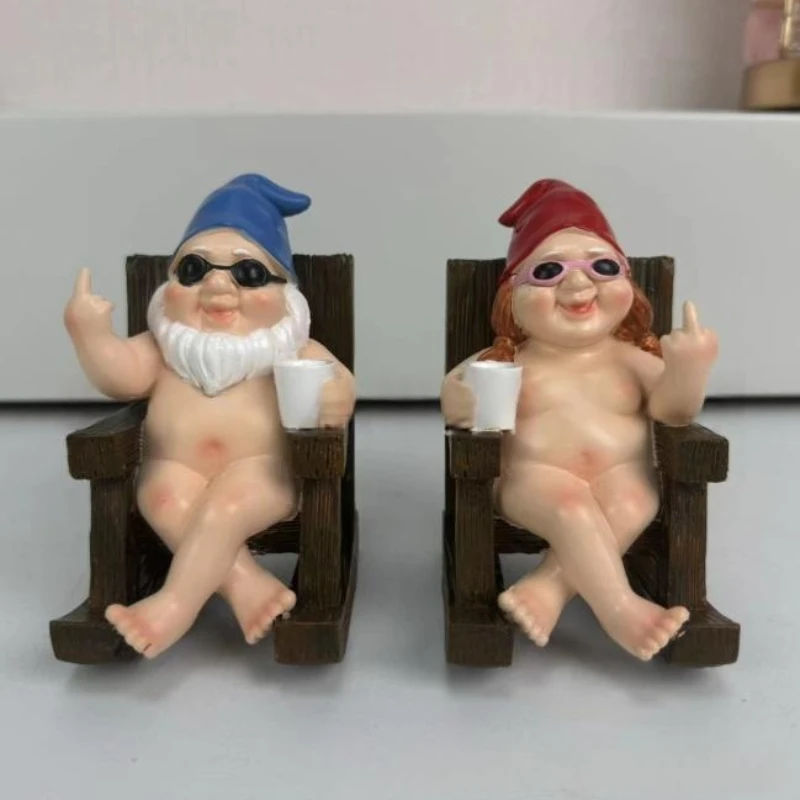 White-bearded Male and Female Lounge Chair Sculpture Dwarf Home Garden Design Decorative Art Creative Design