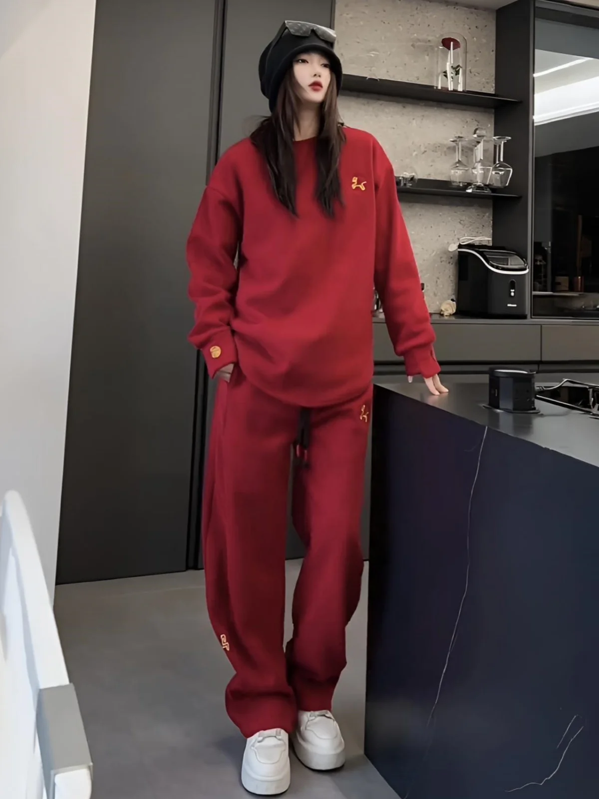 

Embroidered Fleece Lined Thickened Casual Set round Neck Long Sleeve Sweatshirt Straight Leg Pants Two Piece Set for Men And ...