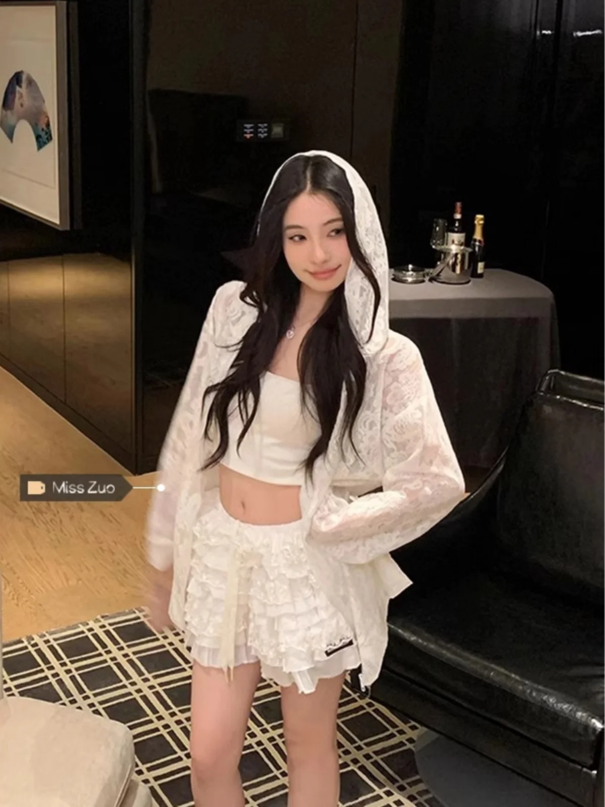 

Белый кружевной тонкий кардиган с капюшоном для женщин, лето 2024, новый, свободный, сексуальный, повседневный, солнцезащитный, открытый, трендовый, для работы и отдыха