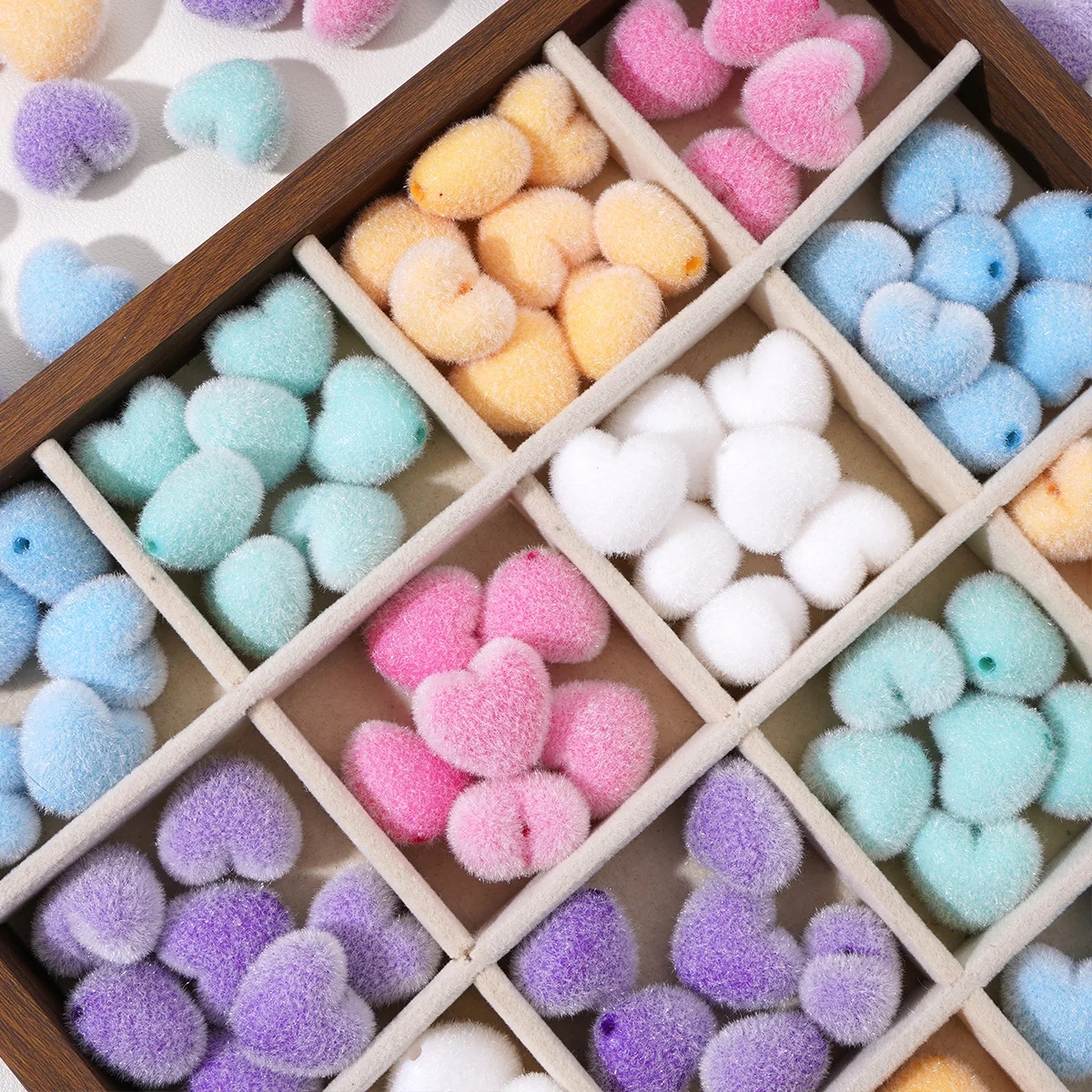 10pcs New Winter Heart-Shaped Beads Acrylic Colored Plush Decorative Loose Bead For DIY Bracelet Necklace Jewelry Making Accesso