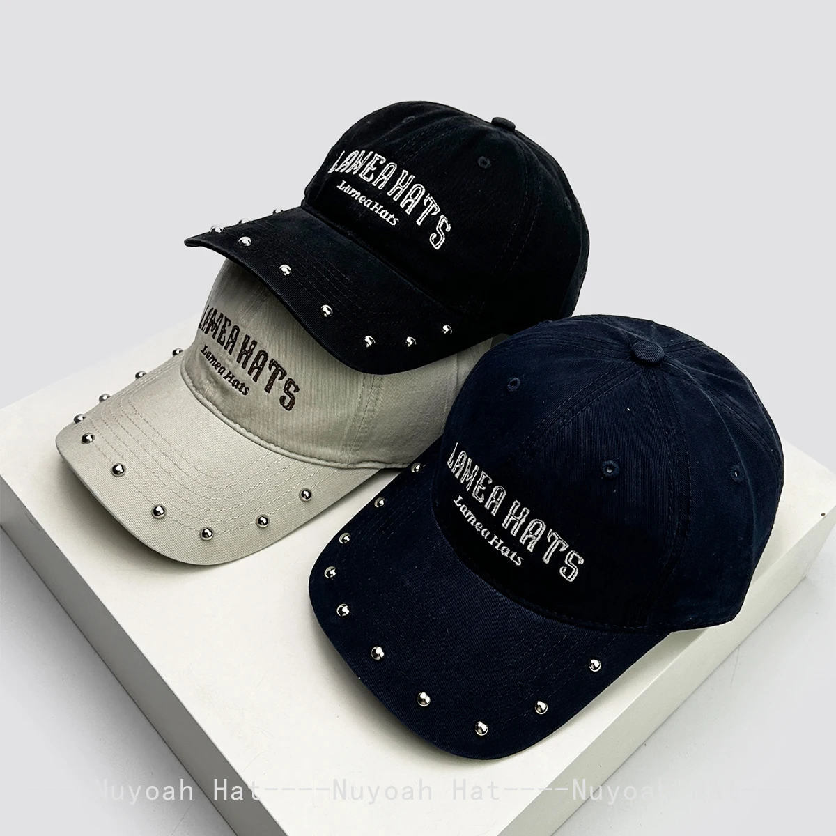 Amerikanische Retro-Baseballkappen mit Nieten und Buchstaben-Stickerei, Sonnenschutz, Neu für Männer und Frauen, Vielseitige Street-Fashion Schirmmützen