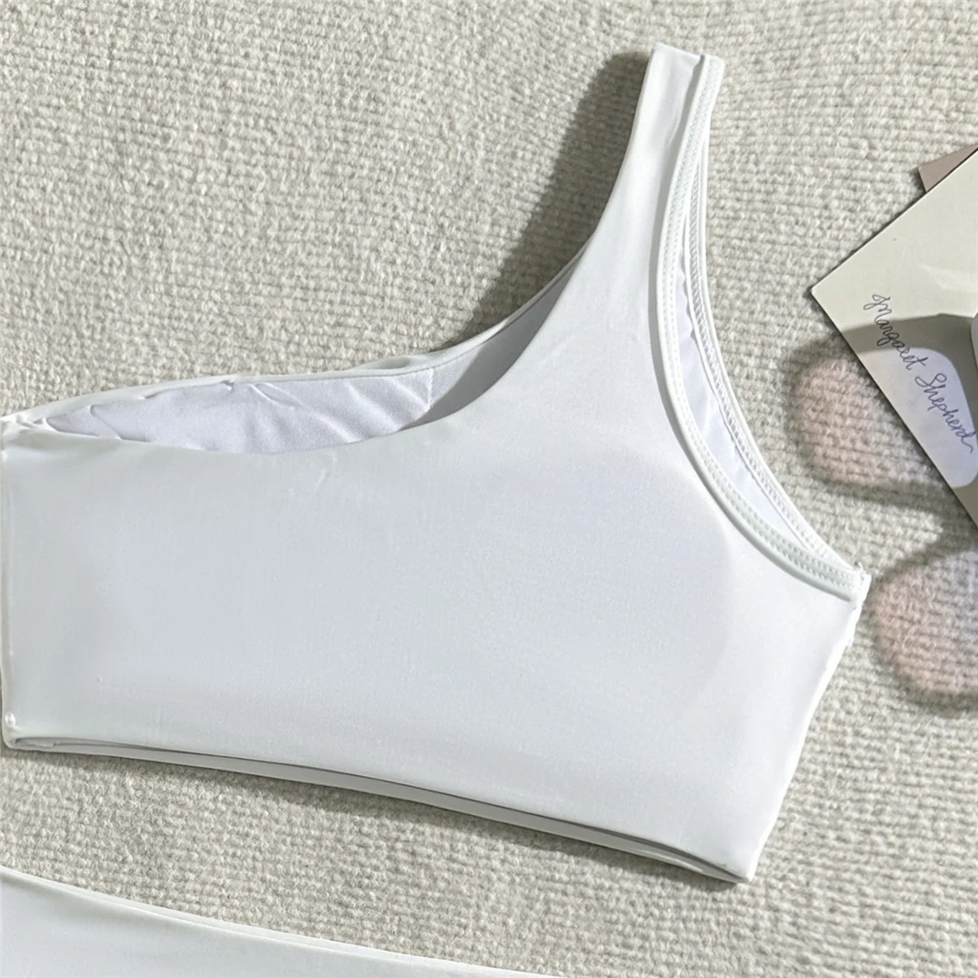 Neuer, geraffter, asymmetrischer Bikini mit hoher Taille, Damen-Badeanzug, zweiteiliges Bikini-Set, Badebekleidung, Badeanzug, Modell V5857. – Detail 19