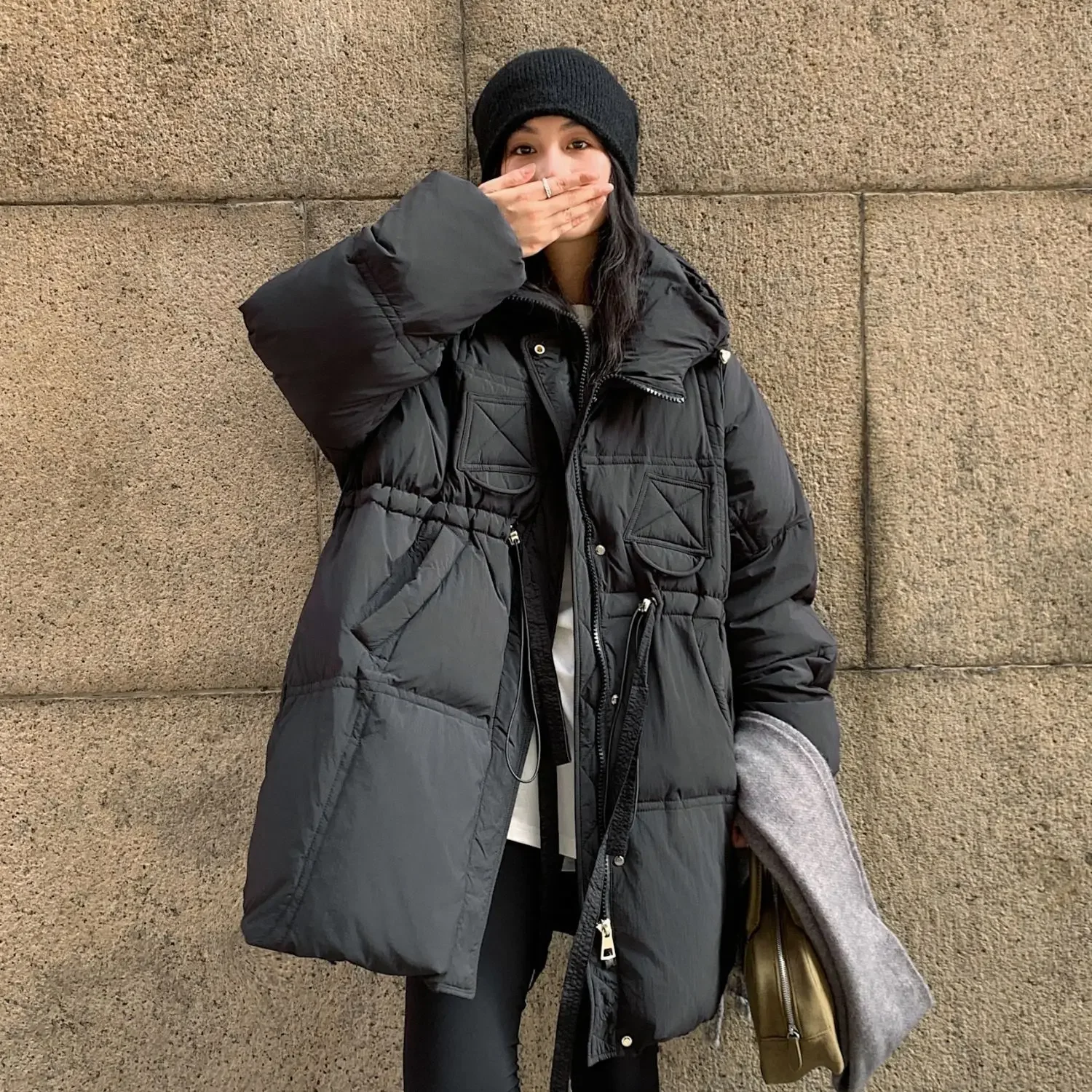 Chaqueta de plumón europea de invierno para mujer, chaqueta holgada de gran tamaño con capucha para ir al trabajo