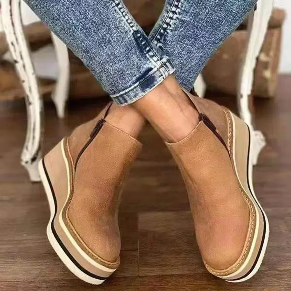 Stivali da donna con zeppa Stivaletti femminili retrò Tendenza Stivaletti con plateau e punta tonda Comode scarpe in pelle con cerniera per donna