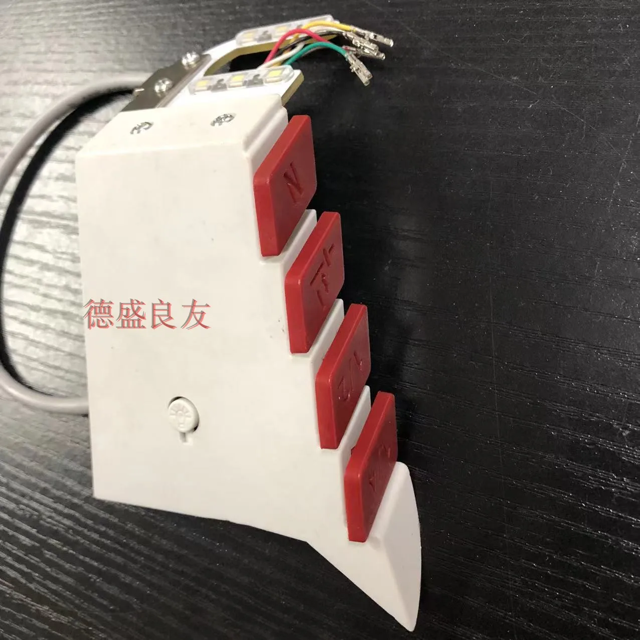 

Двойной шаговый компьютер Dumar 1968, переключатель обратного шва, шесть линий, переключатель обратного шва