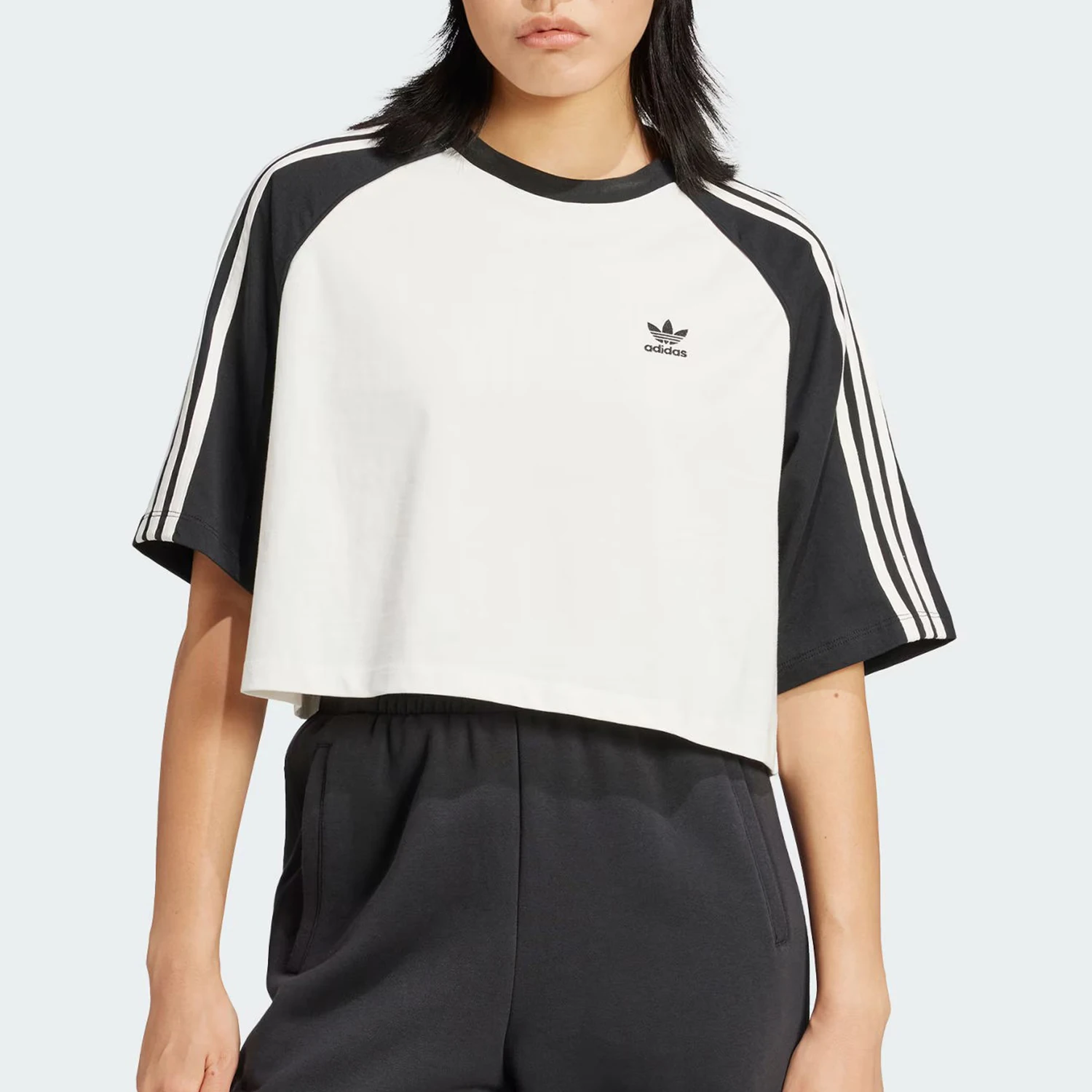 

Adidas genuine Women's Round Neck Knitted Casual Sport Short Sleeve IZ2828