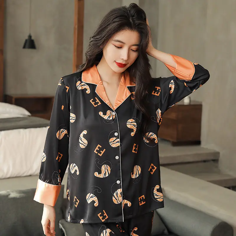 2024 Nieuwe Vrouwen Pyjama Lente Herfst Dames Ijzen Dunne Lange Mouw High Sense Nachtkleding Pak Casual Temperament Homewear